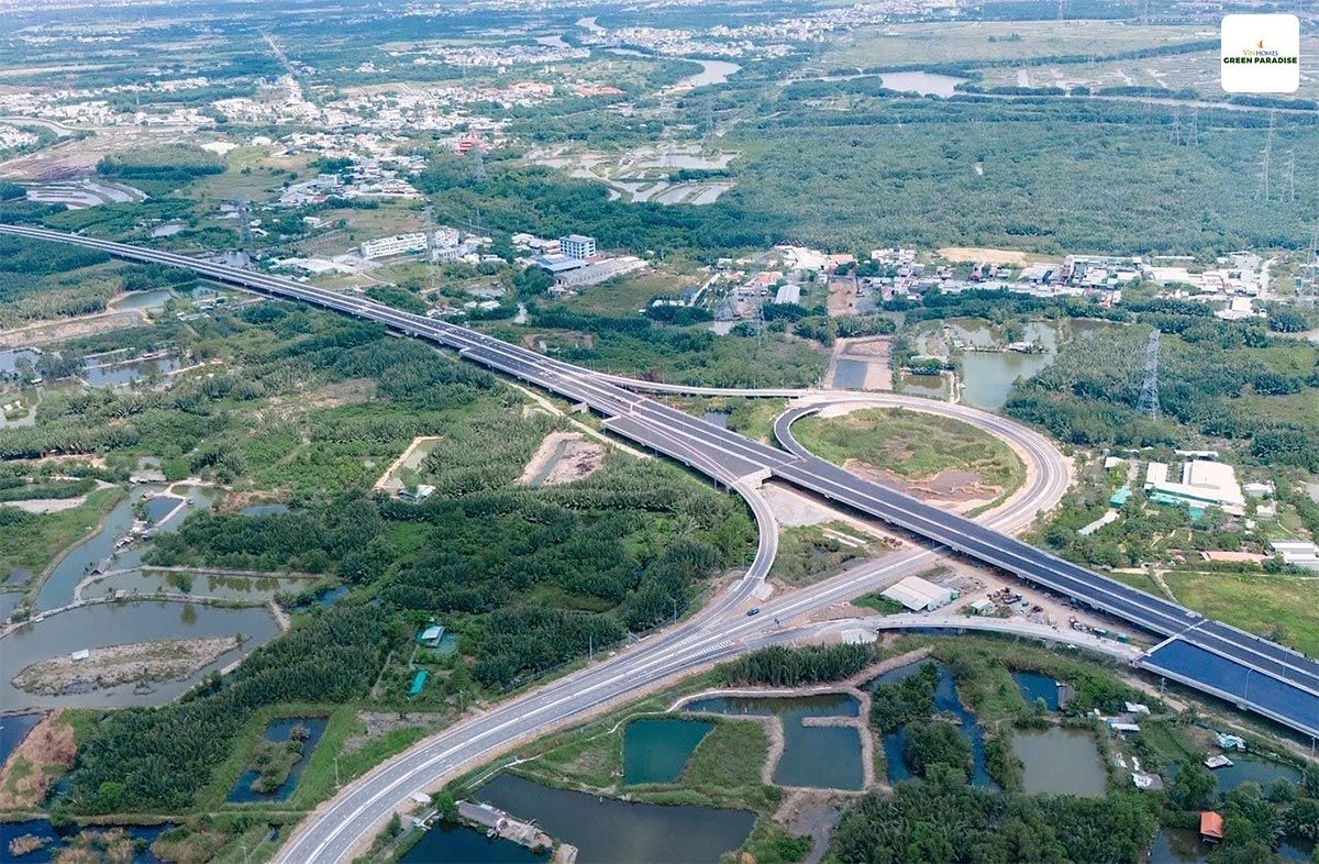 Hình ảnh cao tốc Bến Lức – Long Thành đoạn đã đưa vào khai thác