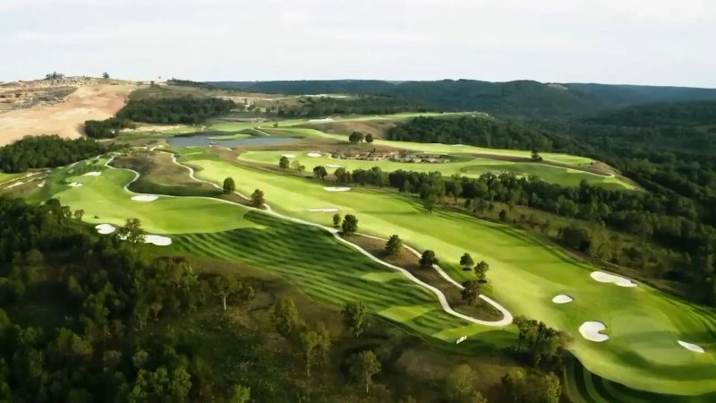 image-vinhomes-green-paradise-can-gio-kham-pha-2-san-golf-18-lo-dang-cap-10